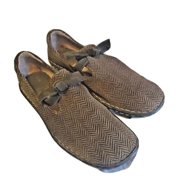 Born Slip On Flat Sz 7.5 Suede Square Toe Chevron Pattern Casual Minimalist Shoe - Picture 1 of 12